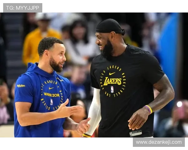 库里轰下高分勇士逆转湖人詹姆斯空砍三双全场沸腾